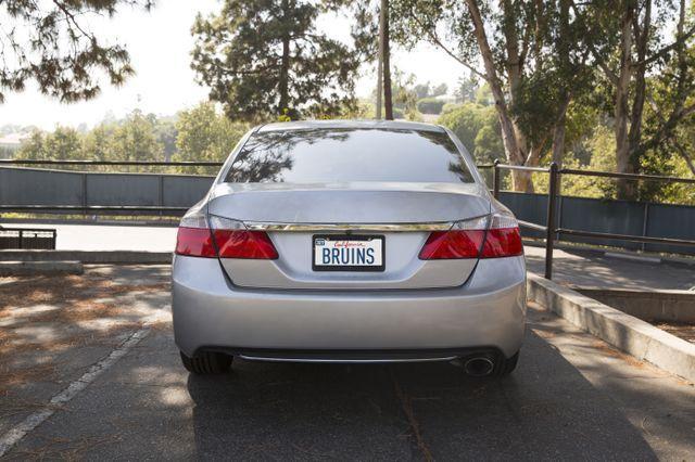 Car with the license plate "BRUINS"